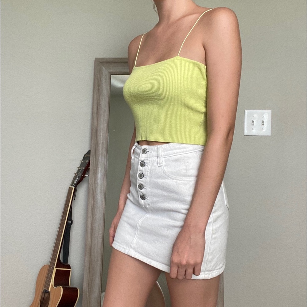 lime green thin strap cropped tank top - Picture 3 of 4